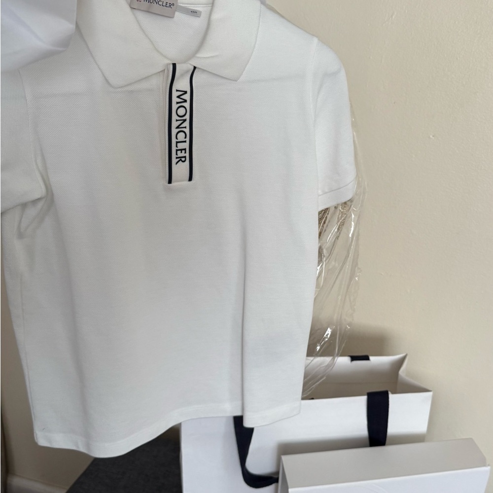 Moncler Kids Polo in Classic White
